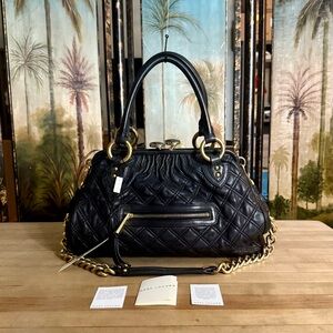 Marc Jacobs Black Leather Kiss Lock Stam Shoulder Bag with Gold Chain